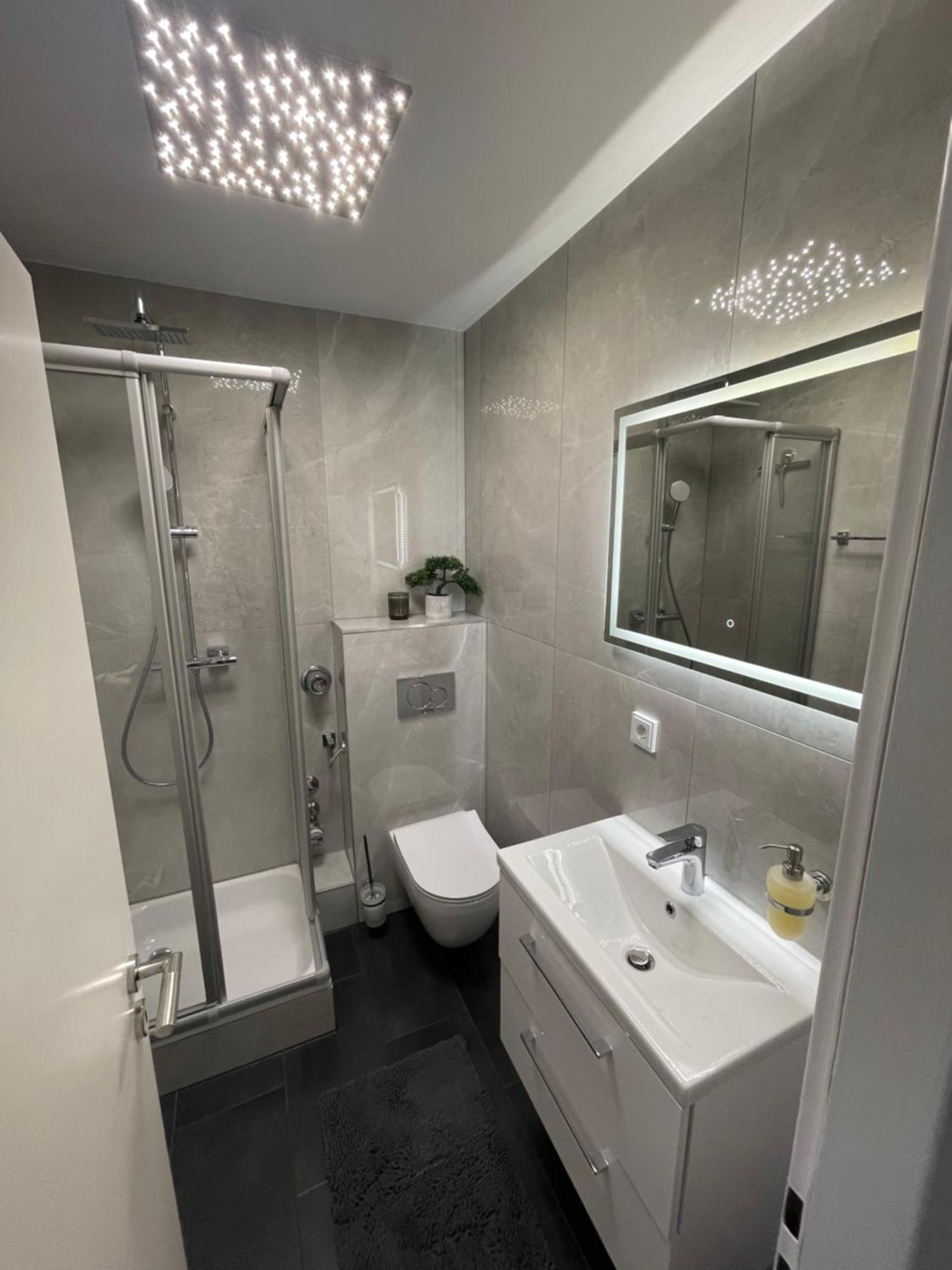Exklusive Moderne Wohnung ハーナウ・アム・マイン エクステリア 写真